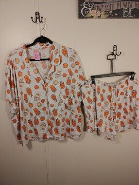Celebrate Fall 3X 22/24 Fall Themed Short Sleeve Super Cute Pajama Set